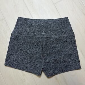 Beyond Yoga Spacedye Keep Pace 3" High Waisted Biker Shorts Gray Size XXL